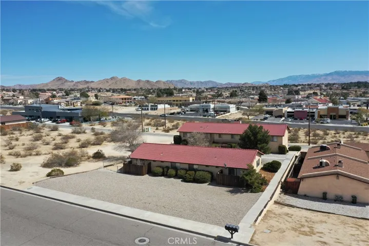 16097 Muni Road, Apple Valley, California 92307