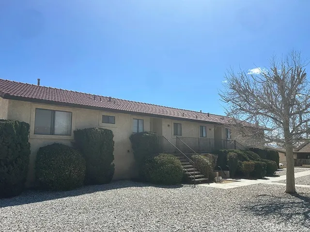 16097 Muni Road, Apple Valley, California 92307