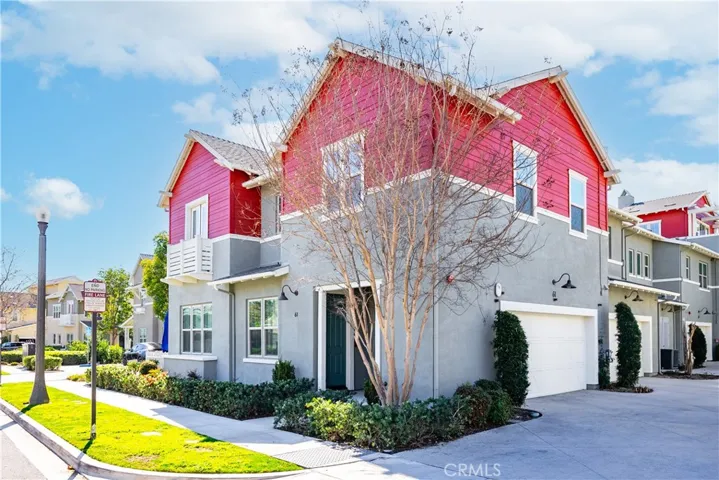 61 Promesa Avenue, Rancho Mission Viejo, California 92694