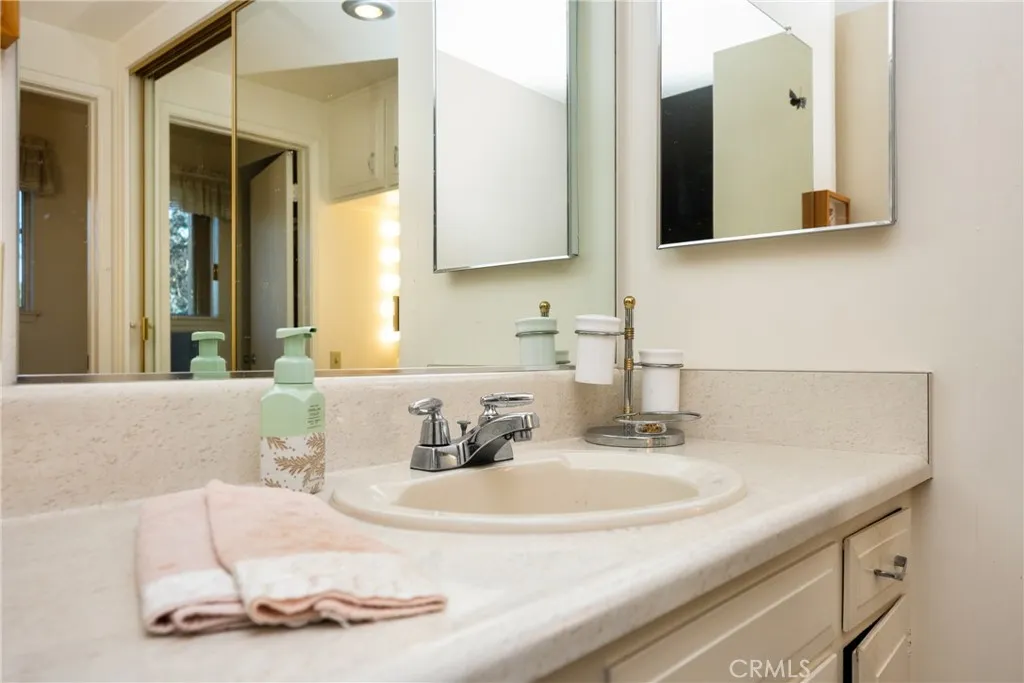 660 Avenida Sevilla P, Laguna Woods, California 92637 home-pic-10