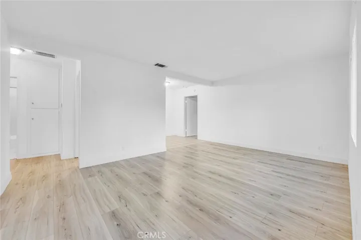 17520 Kingsbury Street, Granada Hills, California 91344