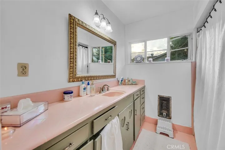 17520 Kingsbury Street, Granada Hills, California 91344