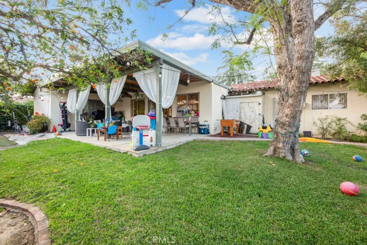 17520 Kingsbury Street, Granada Hills, California 91344