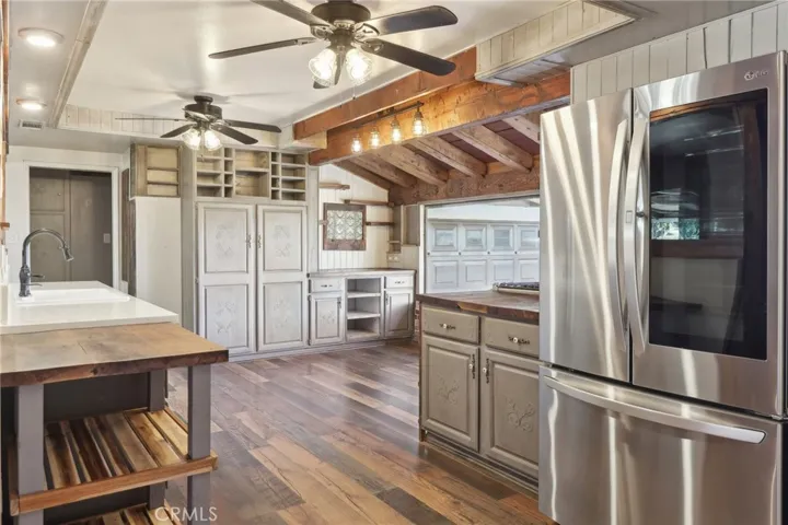 5369 Loma Vista Road, Ventura, California 93003