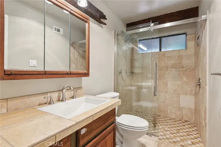 5369 Loma Vista Road, Ventura, California 93003
