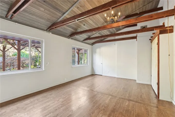 5369 Loma Vista Road, Ventura, California 93003