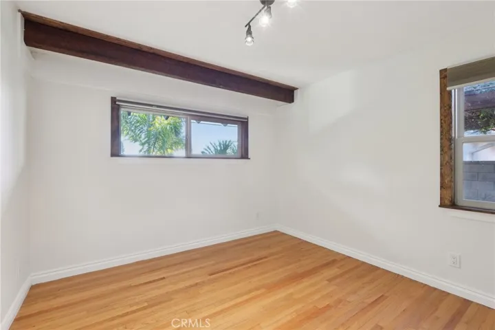 5369 Loma Vista Road, Ventura, California 93003