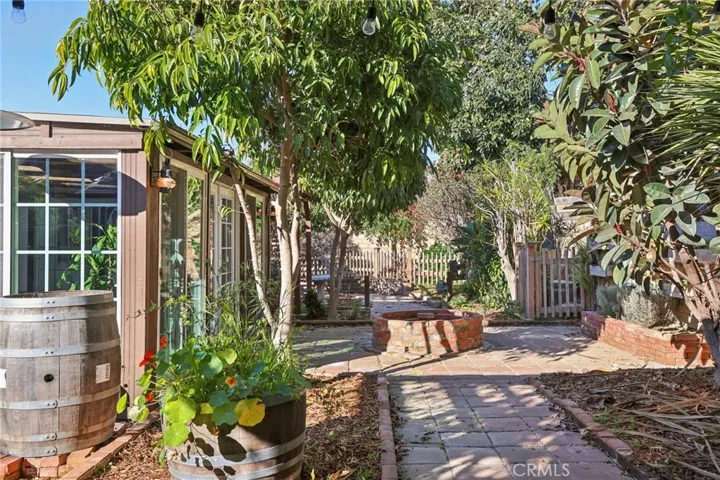 5369 Loma Vista Road, Ventura, California 93003