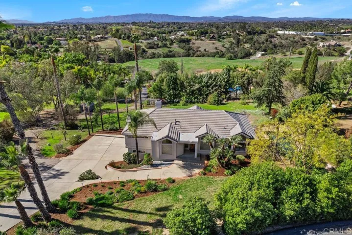 2488 Via Del Aquacate, Fallbrook, California 92028