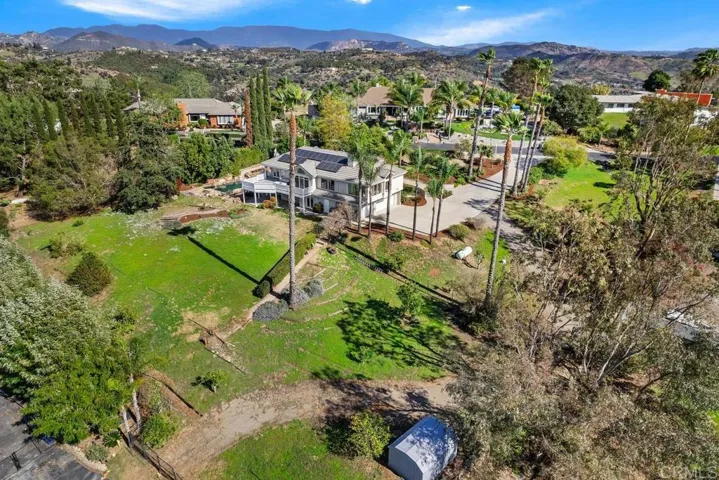2488 Via Del Aquacate, Fallbrook, California 92028