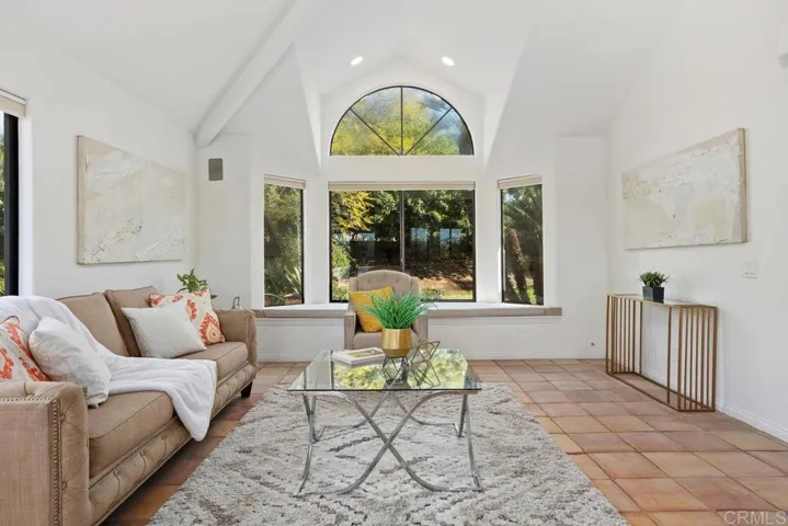 2488 Via Del Aquacate, Fallbrook, California 92028