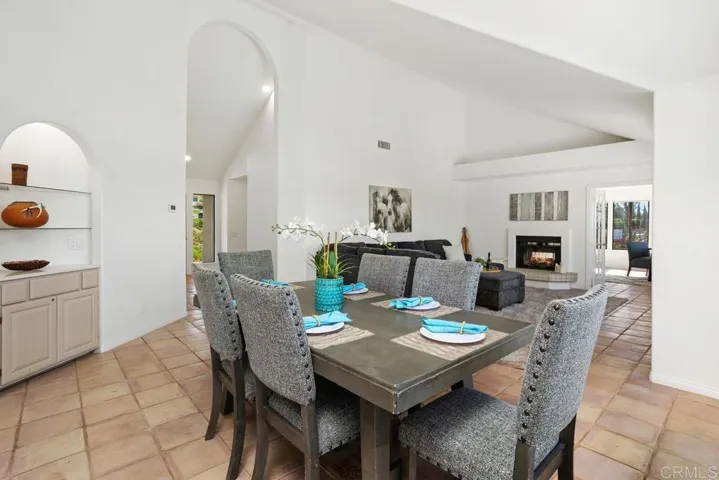 2488 Via Del Aquacate, Fallbrook, California 92028