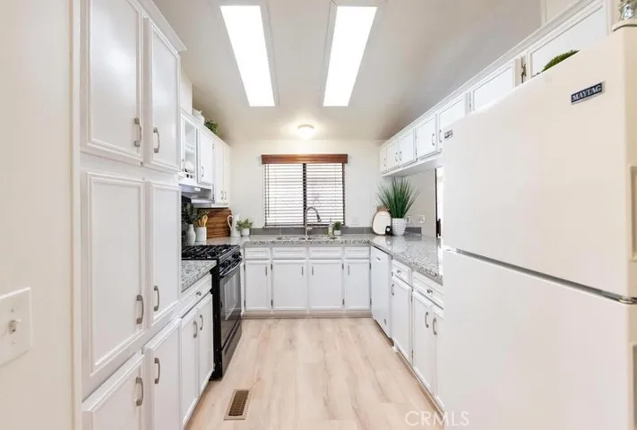 27250 Murrieta Rd. 59, Menifee, California 92586