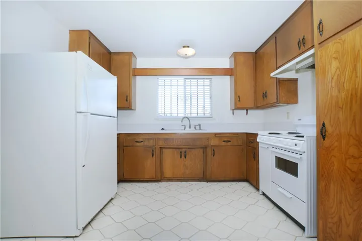 151 Edgewood Drive, Oceanside, California 92054