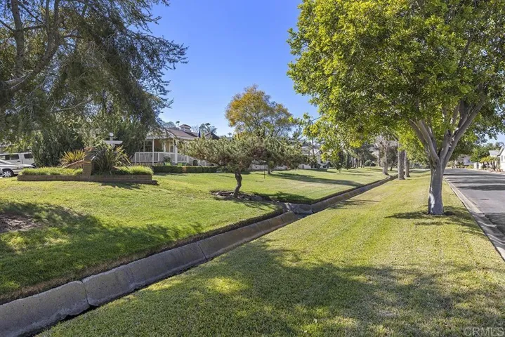 525 W El Norte Parkway 39, Escondido, California 92026