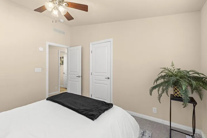 525 W El Norte Parkway 39, Escondido, California 92026