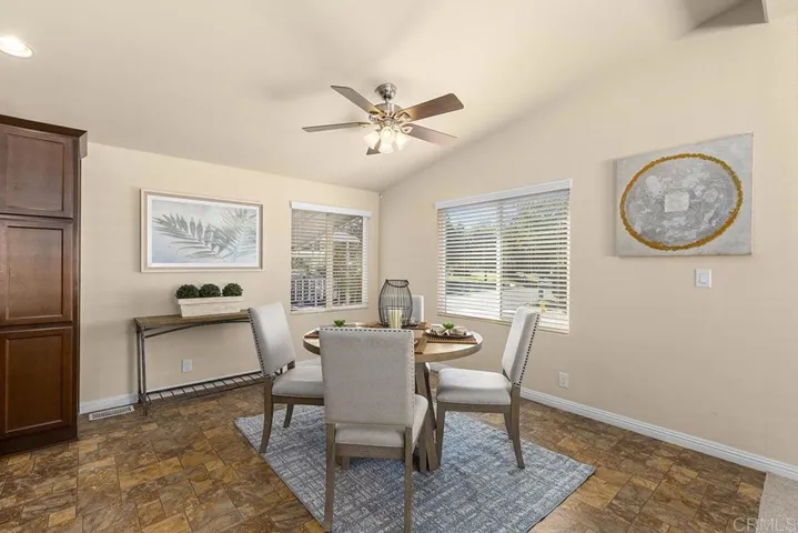 525 W El Norte Parkway 39, Escondido, California 92026