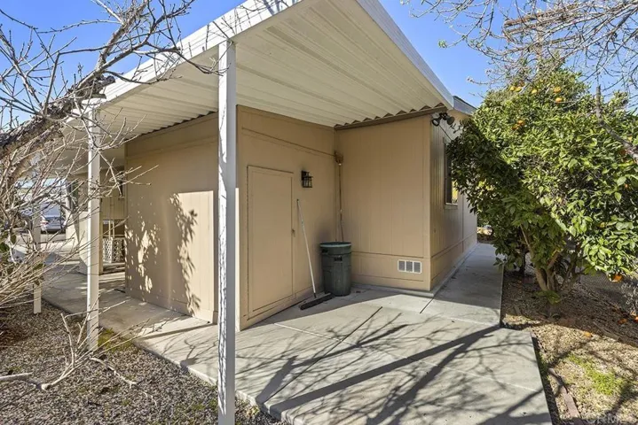 525 W El Norte Parkway 39, Escondido, California 92026