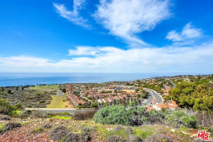 30963 Via La Cresta, Rancho Palos Verdes, California 90275