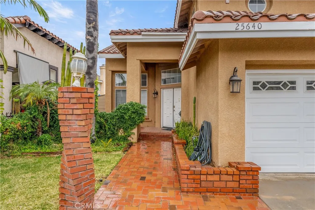 25640 Horado Lane, Moreno Valley, California 92551 home-pic-1