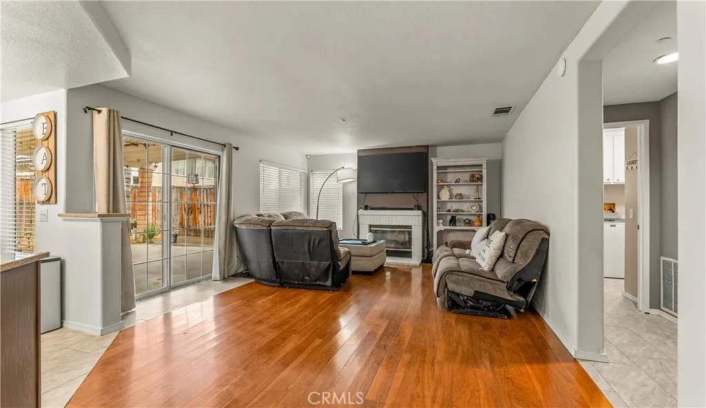 25640 Horado Lane, Moreno Valley, California 92551 home-pic-16