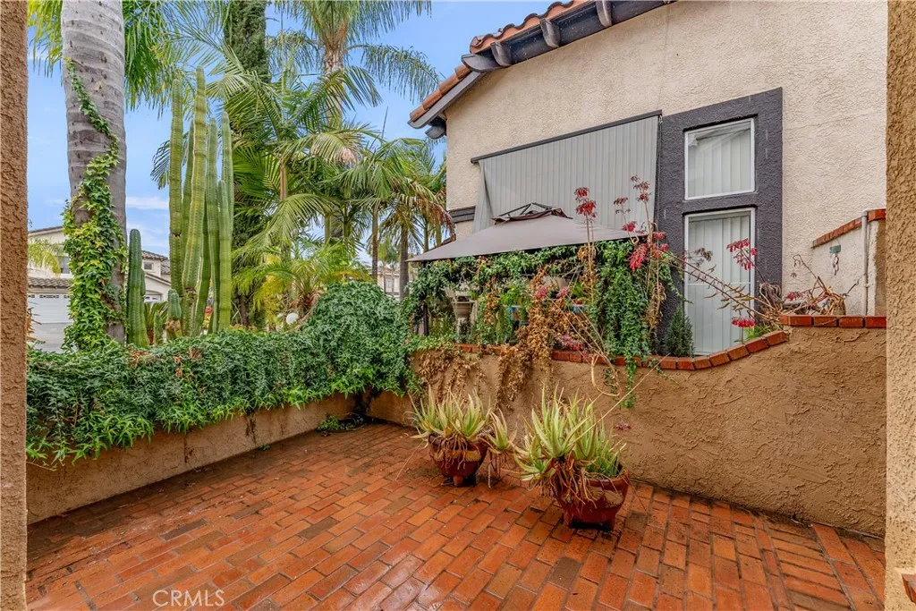 25640 Horado Lane, Moreno Valley, California 92551 home-pic-3