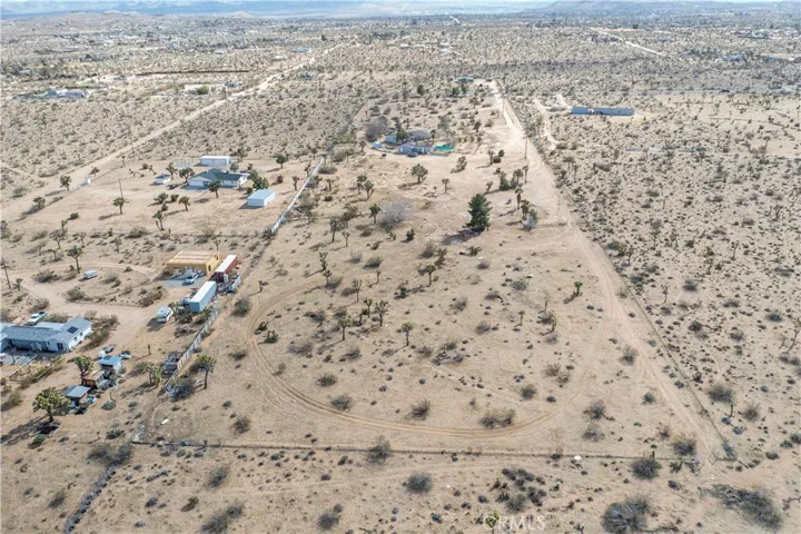 3155 Thermal Lane, Yucca Valley, California 92284