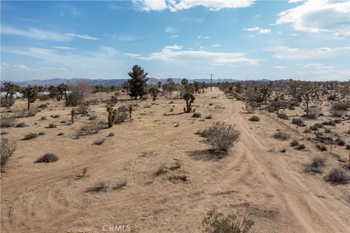 3155 Thermal Lane, Yucca Valley, California 92284