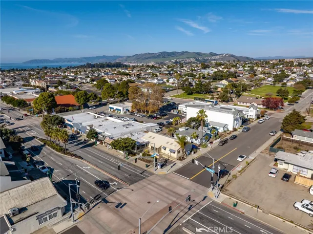 983 W Grand Avenue, Grover Beach, California 93433
