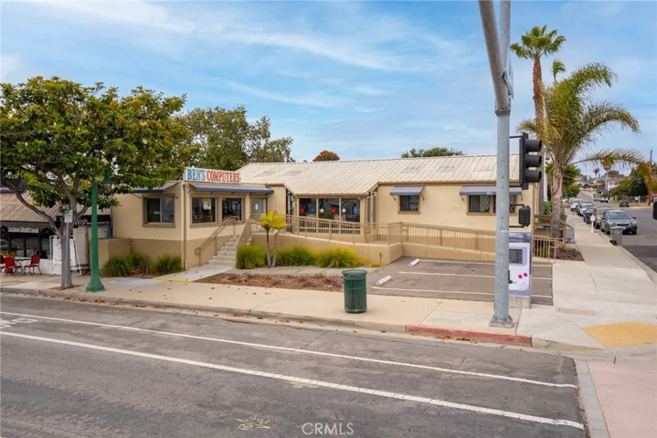 983 W Grand Avenue, Grover Beach, California 93433