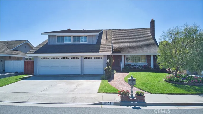8552 Pierre Drive, Huntington Beach, California 92646