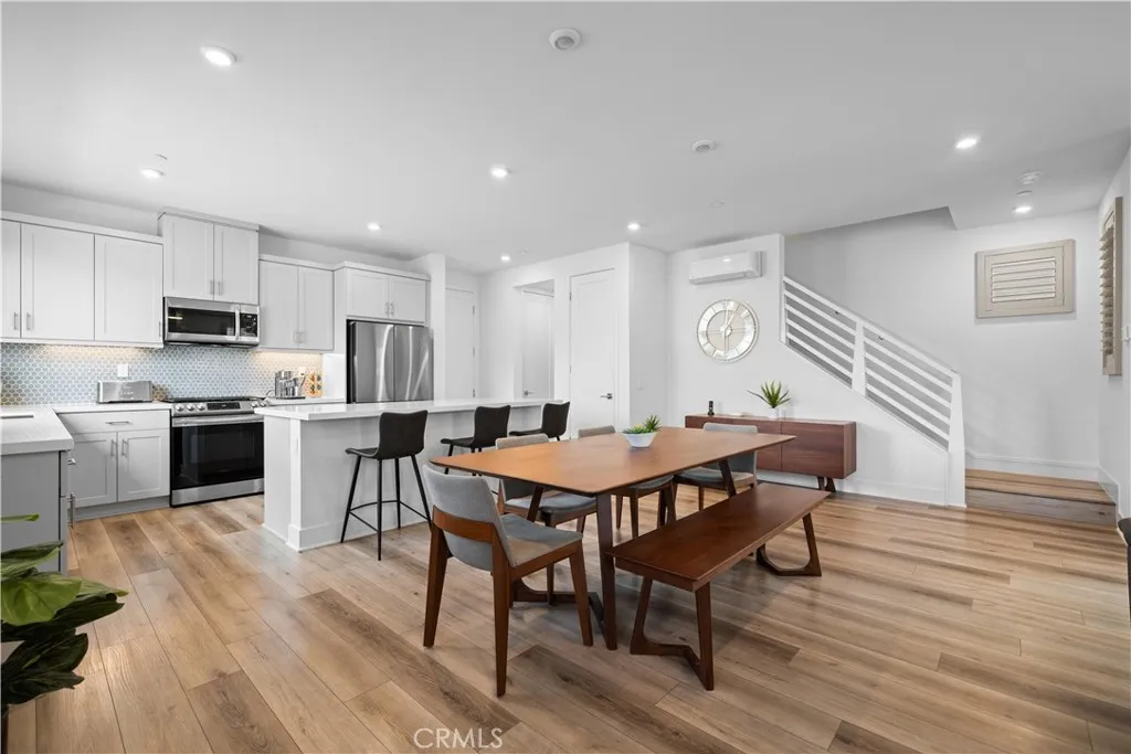 190 Abacus, Irvine, California 92618 home-pic-13