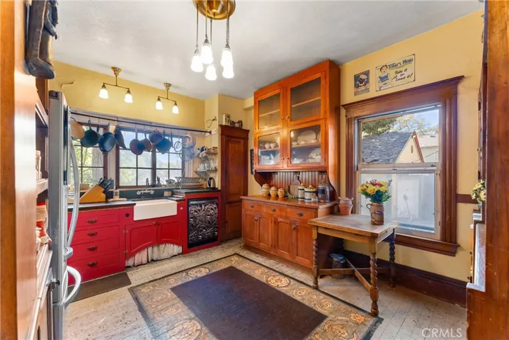 1106 North Spurgeon Street, Santa Ana, California 92701