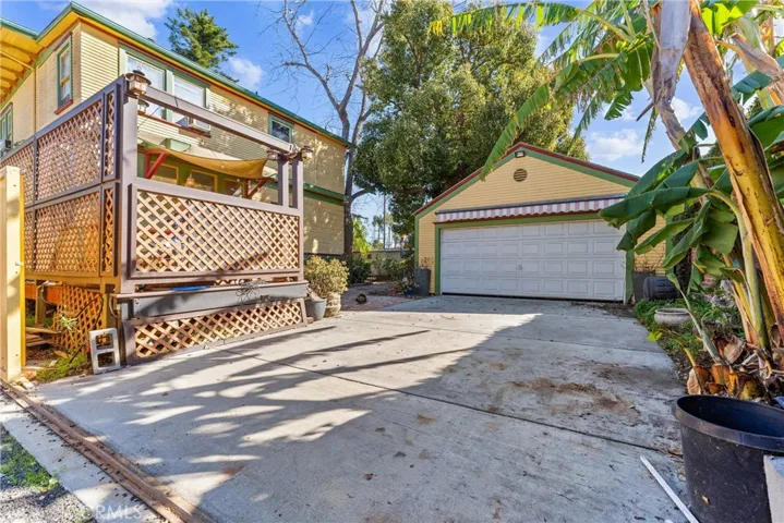 1106 North Spurgeon Street, Santa Ana, California 92701