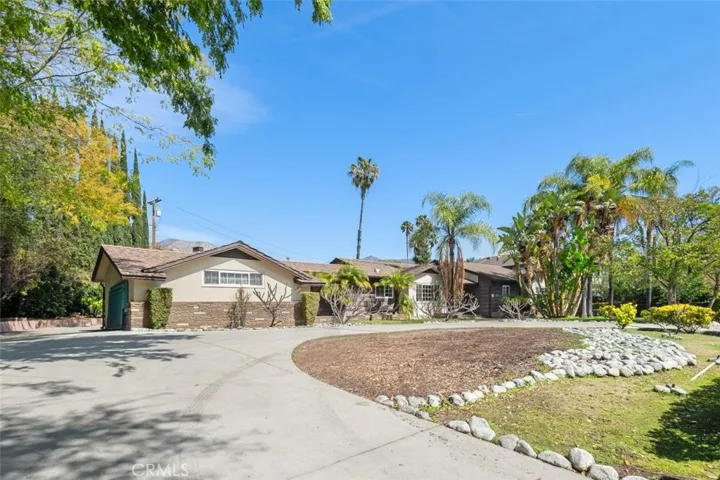 451 W Foothill Boulevard, Arcadia, California 91006