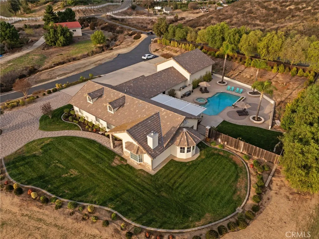 39581 Sperry Court, Temecula, California 92591 home-pic-1