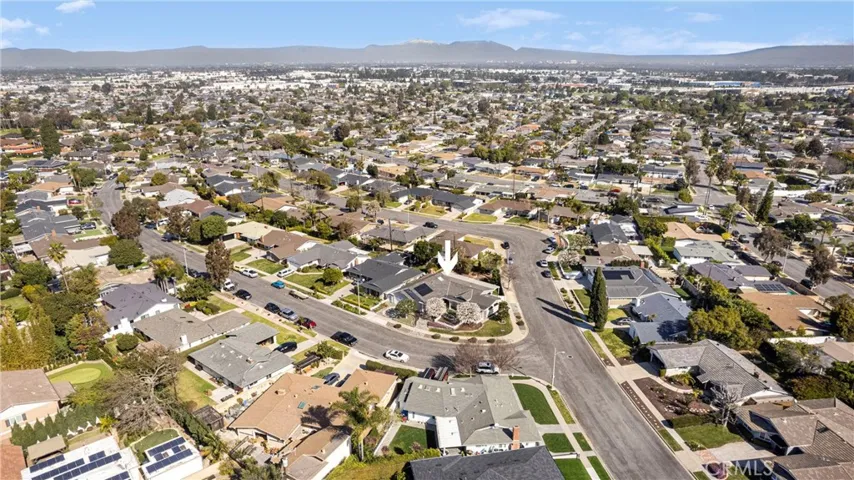 3022 Madeira, Costa Mesa, California 92626