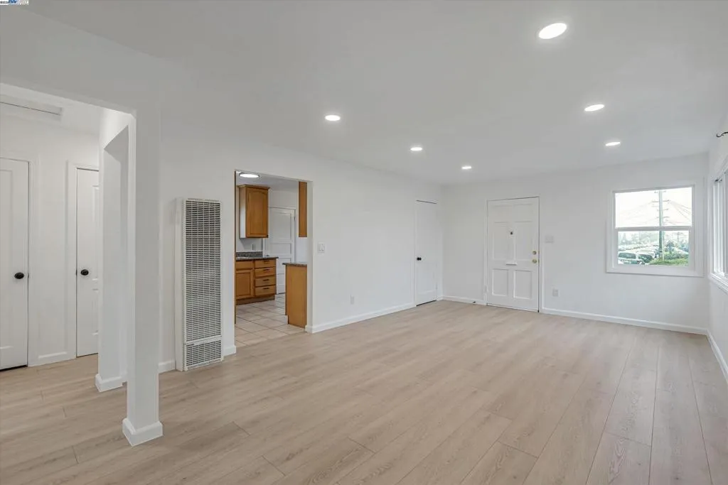 134 S 41st St, Richmond, California 94804 home-pic-4