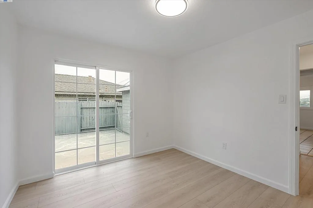 134 S 41st St, Richmond, California 94804 home-pic-18