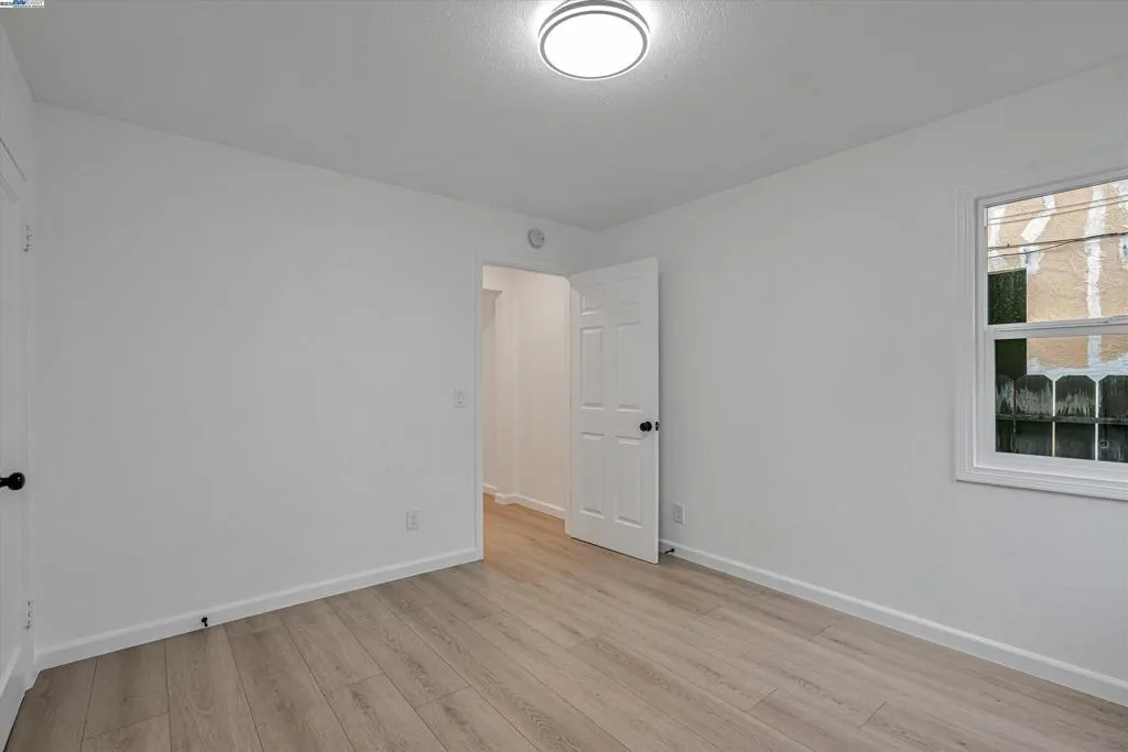 134 S 41st St, Richmond, California 94804 home-pic-12