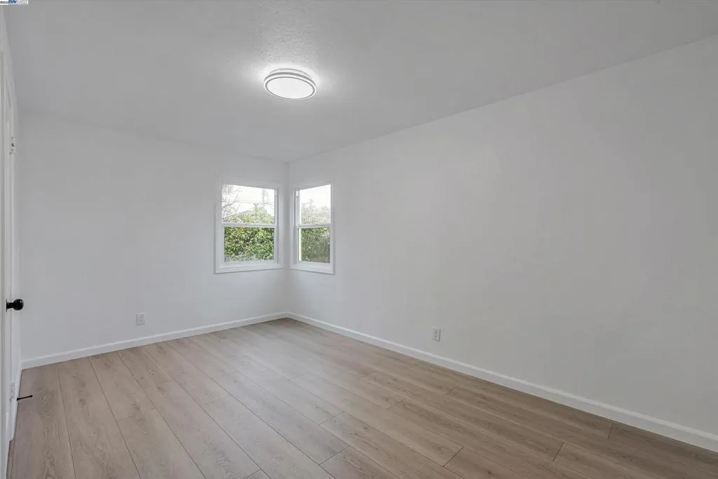 134 S 41st St, Richmond, California 94804 home-pic-14