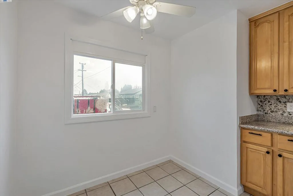 134 S 41st St, Richmond, California 94804 home-pic-10