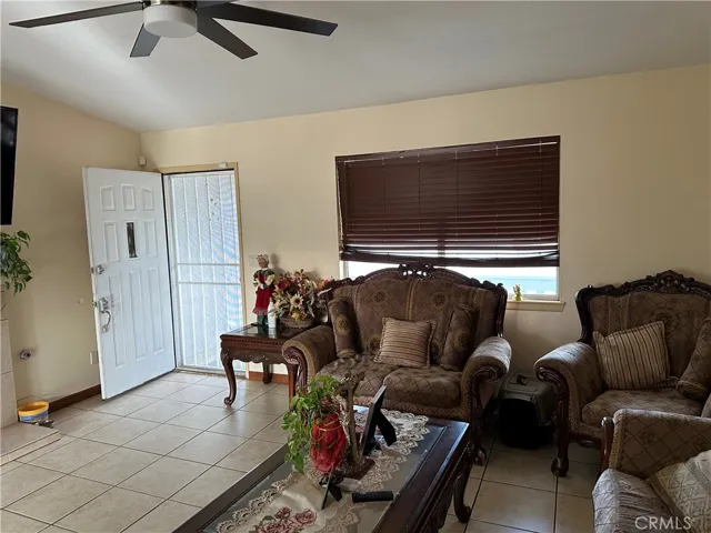40123 168th Street E, Palmdale, California 93591