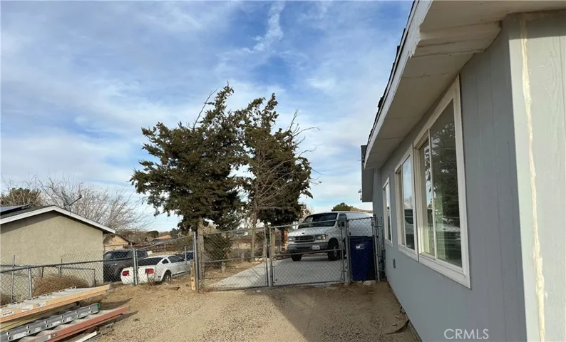 40123 168th Street E, Palmdale, California 93591
