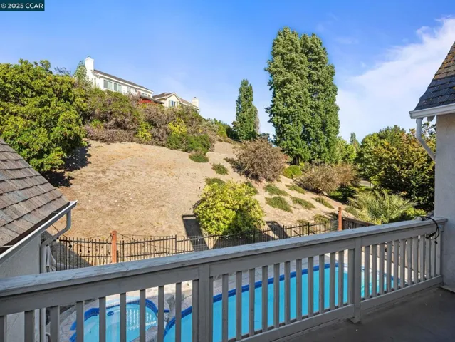 1006 Regatta Pt, Hercules, California 94547