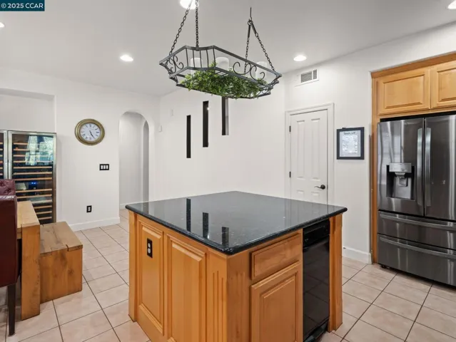 1006 Regatta Pt, Hercules, California 94547