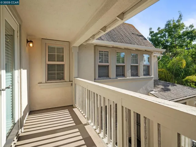1006 Regatta Pt, Hercules, California 94547