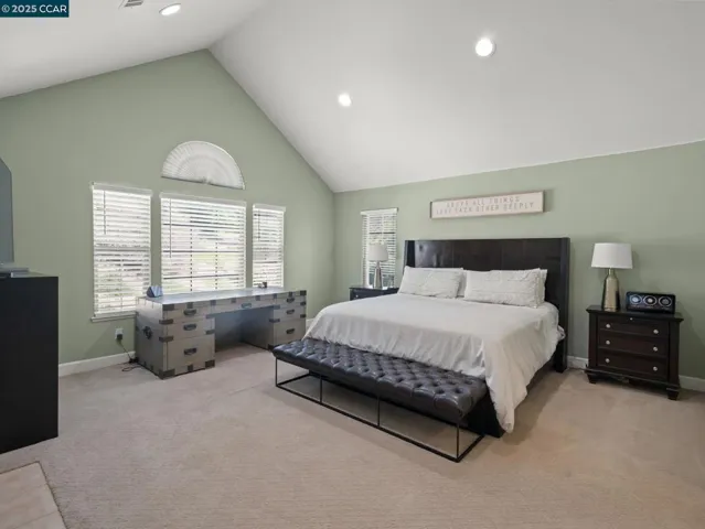 1006 Regatta Pt, Hercules, California 94547