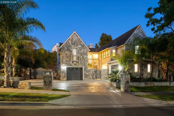 1006 Regatta Pt, Hercules, California 94547