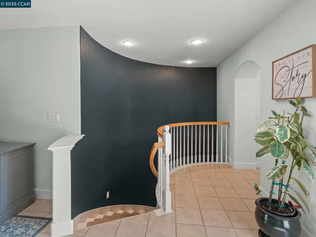 1006 Regatta Pt, Hercules, California 94547